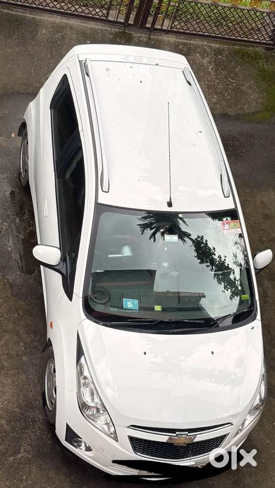 Chevrolet Beat Petrol 2014