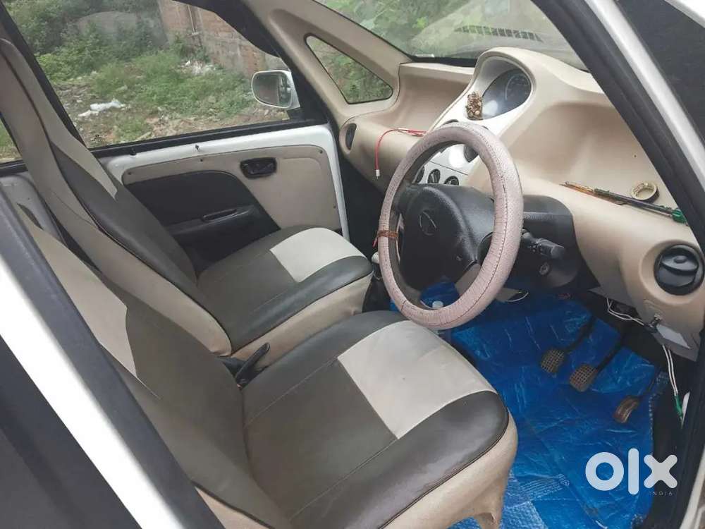 Tata Nano Lx 2012