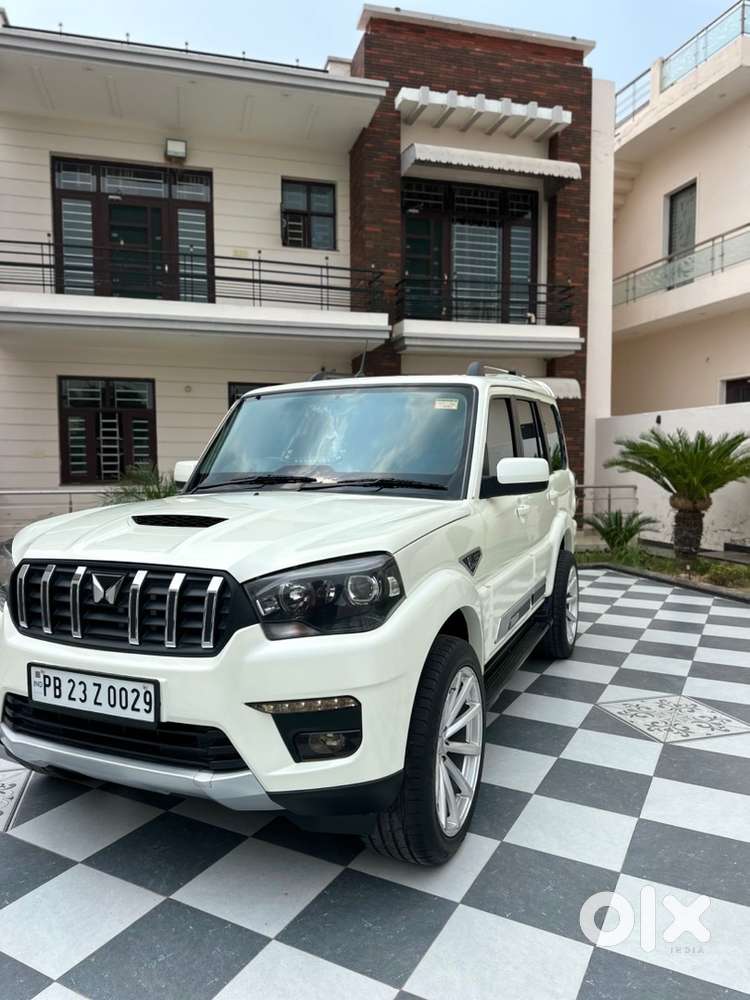 Mahindra Scorpio Classic 2022 Diesel Manual
