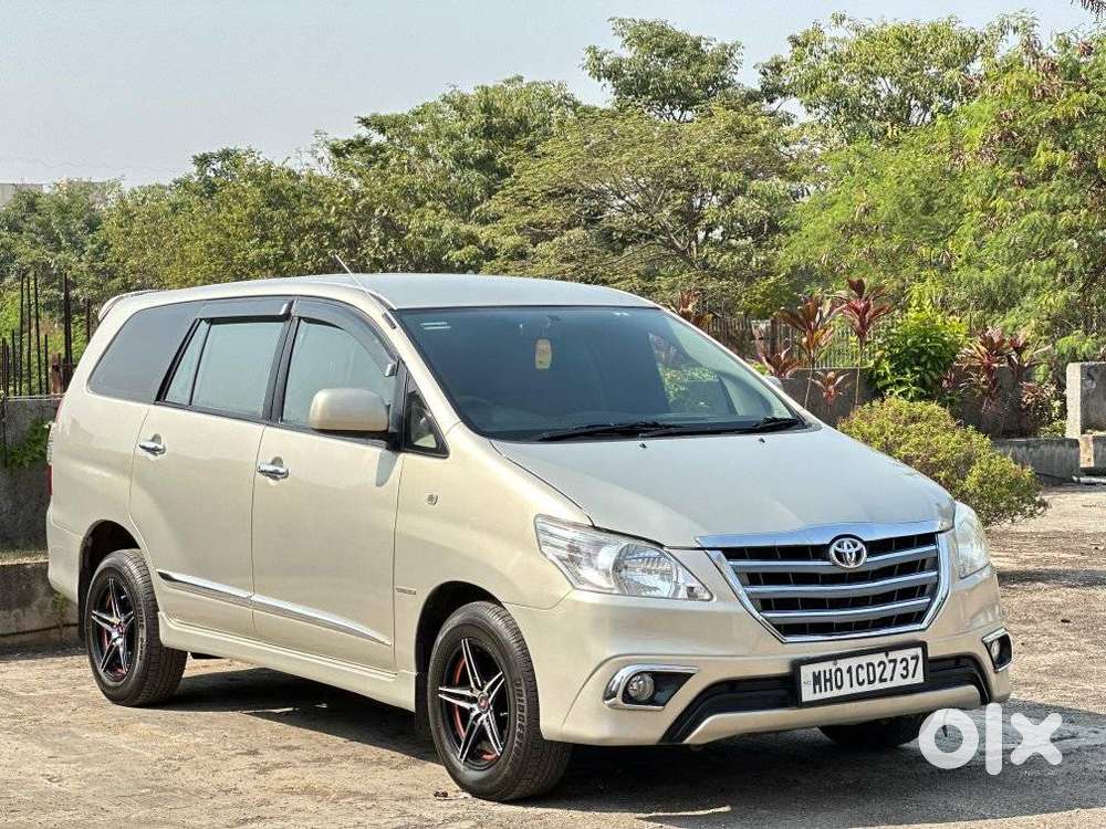 Toyota Innova 2.5 G (diesel) 8 Seater, 2015