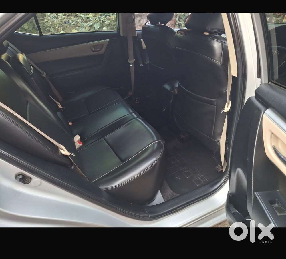 Toyota Corolla Altis 2013-2017 Vl At, 2016, Petrol