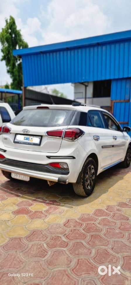 Hyundai I20 Petrol Cvt Magna Executive, 2018, Petrol