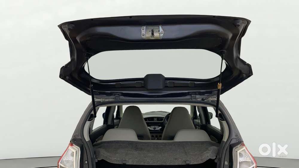 Maruti Suzuki Alto K10 Vxi, 2015, Petrol