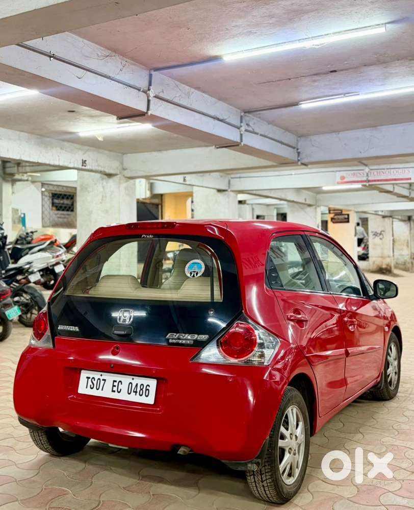 Honda Brio V Automatic, 2014, Petrol