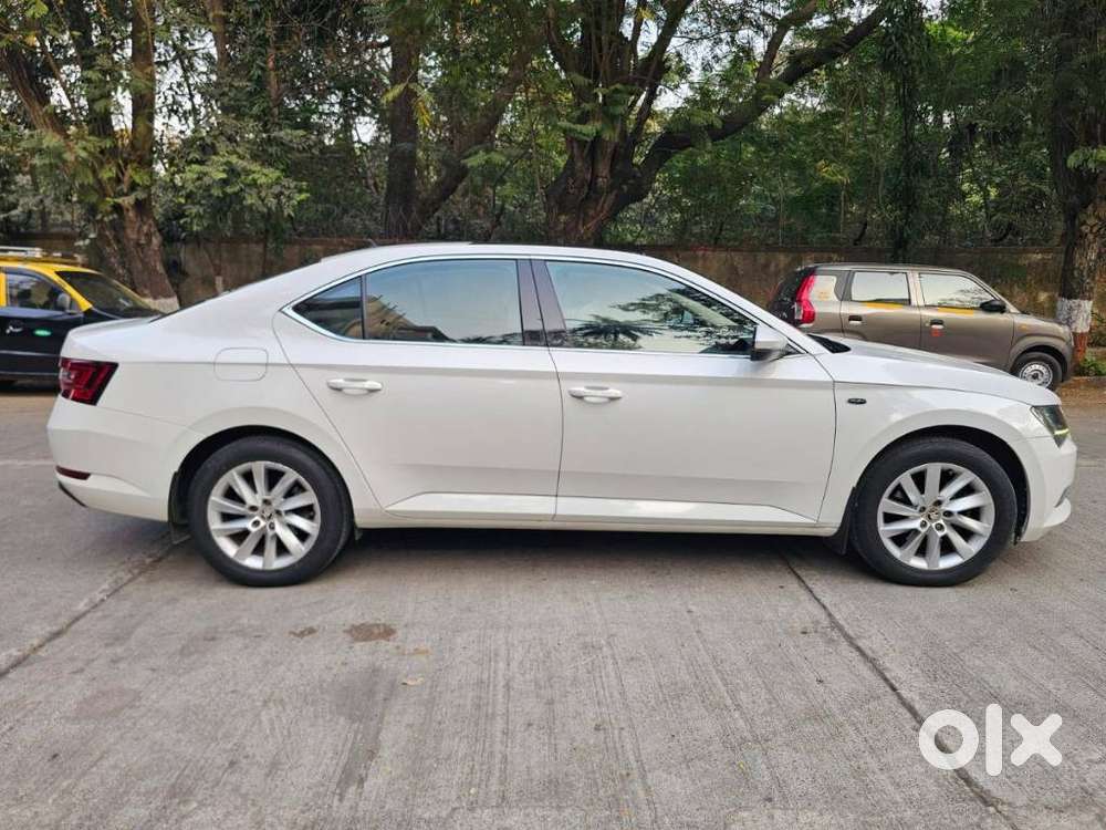 Skoda Superb Lk 1.8 Tsi At, 2017, Petrol