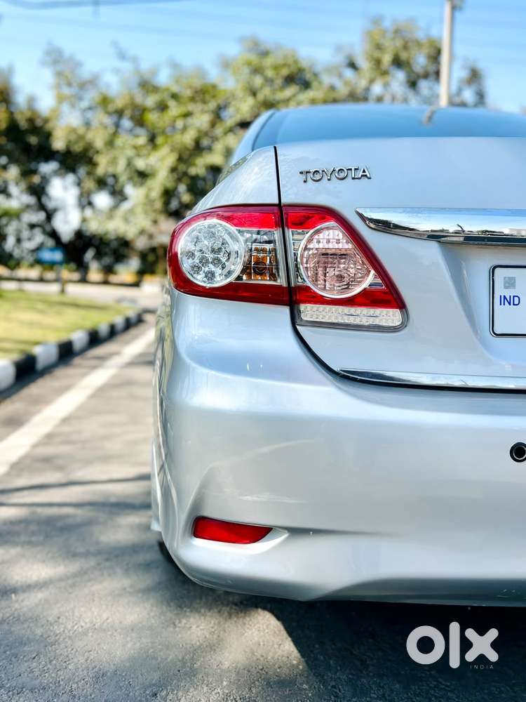 Toyota Corolla Altis G At, 2012, Petrol