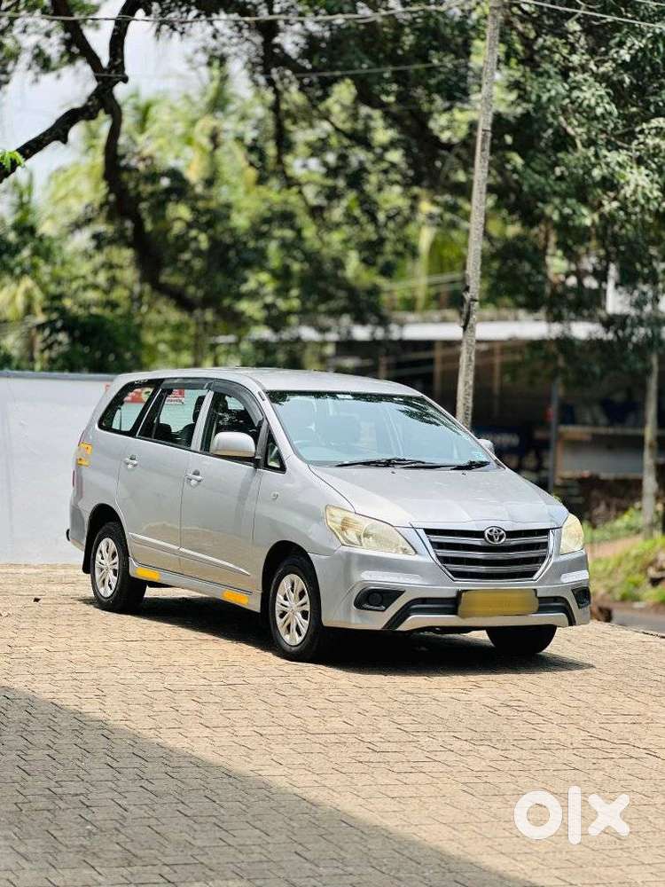 Toyota Innova 2.5 Gx 7 Seater Limited Edition, 2015, Diesel