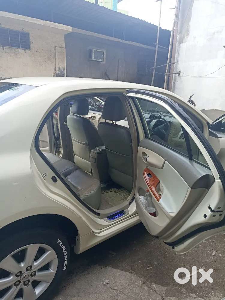 Toyota Corolla Altis 2009