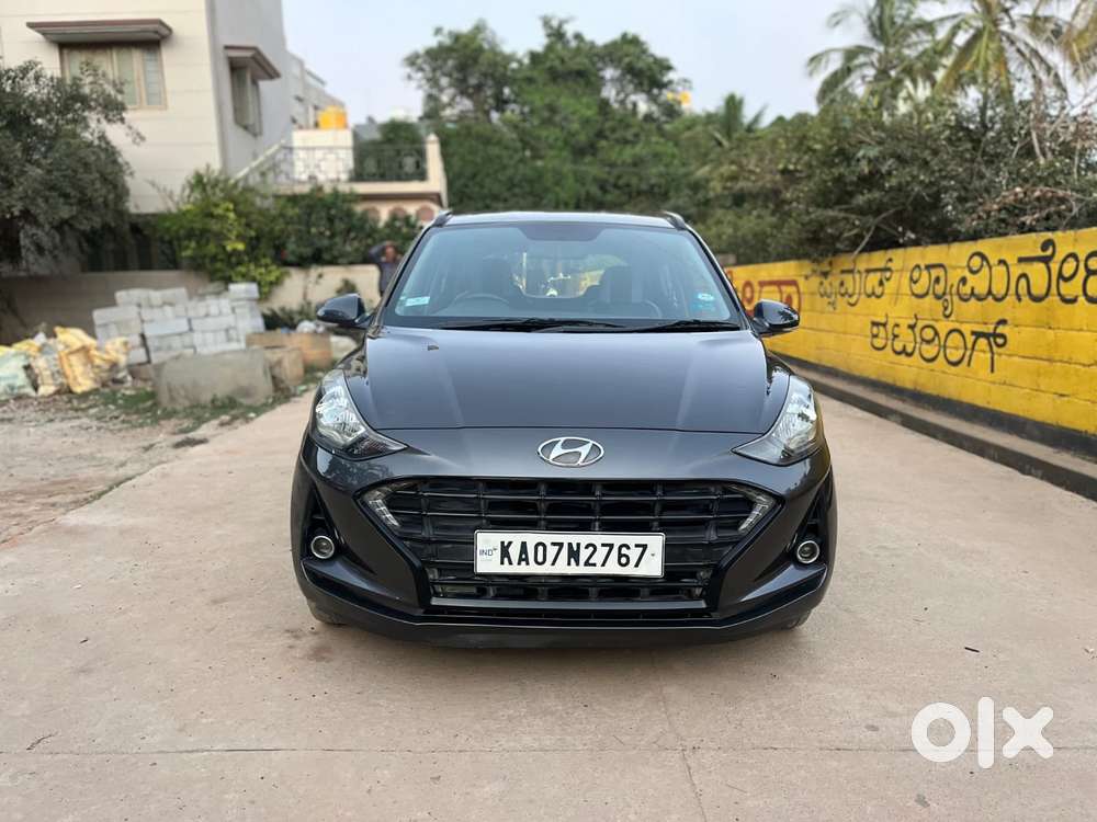Hyundai Grand I10 Nios Sportz Dual Tone, 2021, Petrol