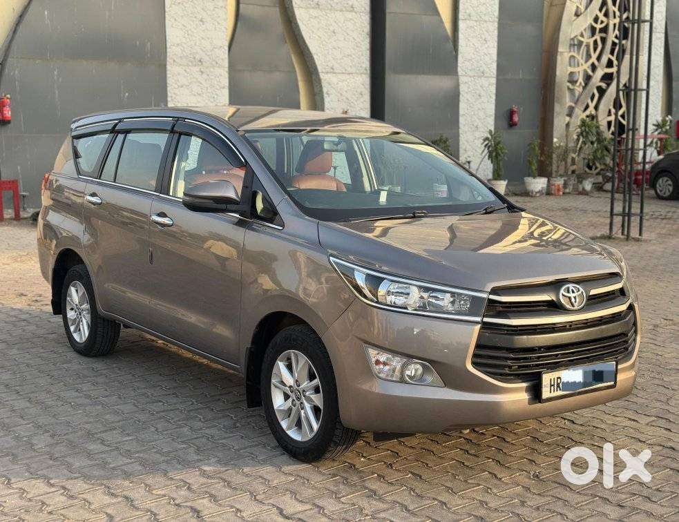 Toyota Innova Crysta 2.4 Gx Mt, 2019, Diesel