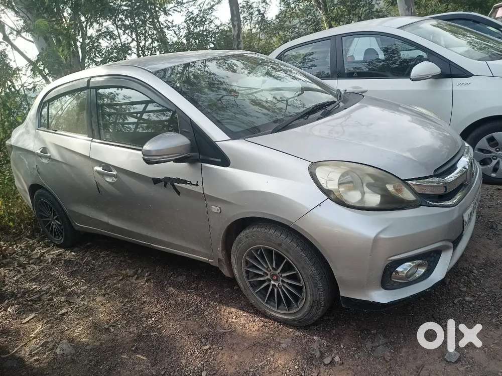 Honda Amaze 2016 Petrol 150000 Km Driven