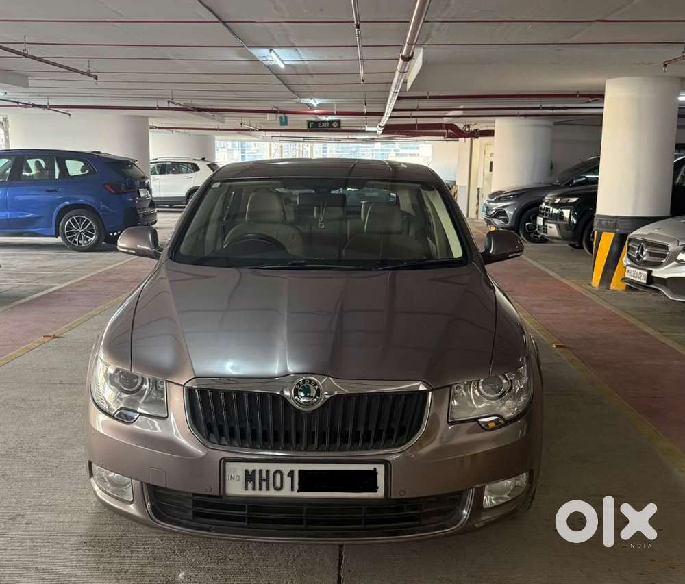 Skoda Superb Elegance 1.8 Tsi Mt