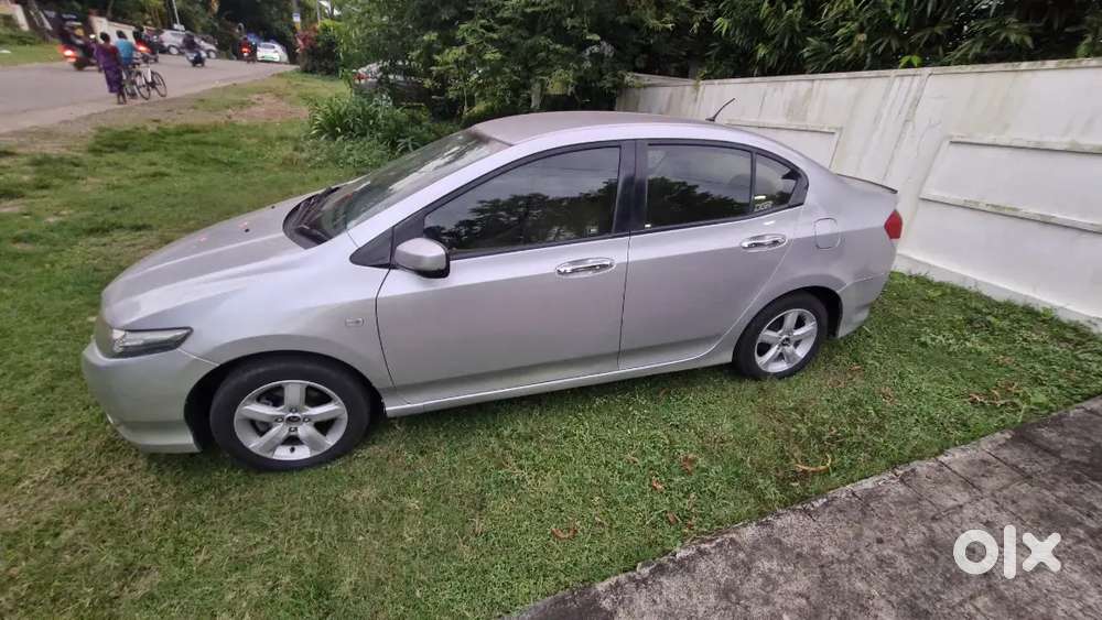 Honda City Petrol Full Option