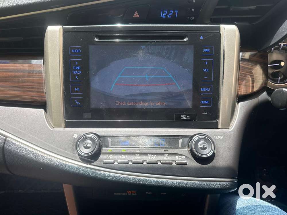 Toyota Innova Crysta [2020-ongoing] 2.7 Zx At 7 Str, 2016, Petrol