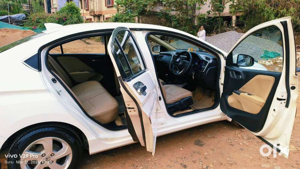 Honda City I-vtec Cvt V, 2017, Petrol