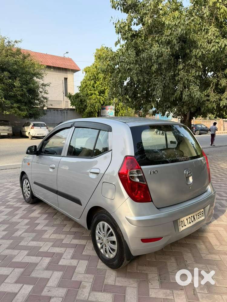 Hyundai I10 Sportz 2015 Km Driven