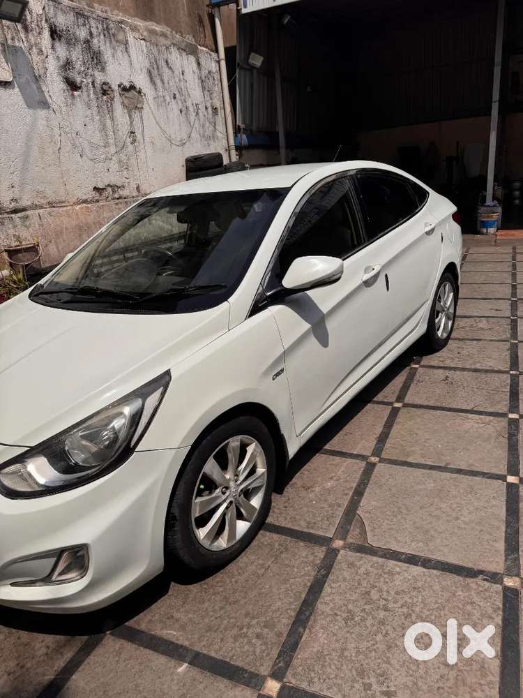 Excellent Condition Hyundai Verna 1.6 Crdi Sx  Single Owner  Only 69