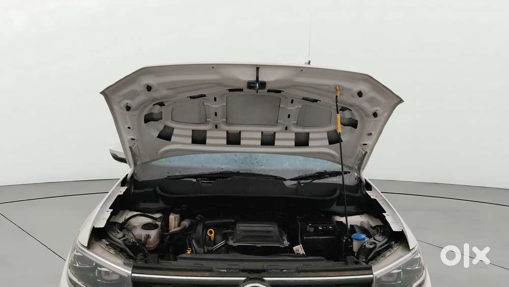 Volkswagen Taigun 1.0 Tsi Topline At, 2022, Petrol