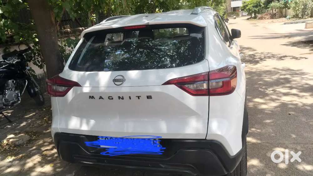 Nissan Magnite 2024 Petrol Well Maintained