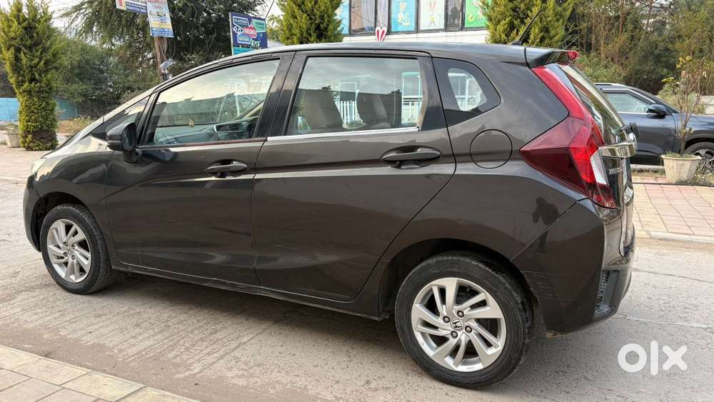 Honda Jazz V Automatic, 2016, Petrol