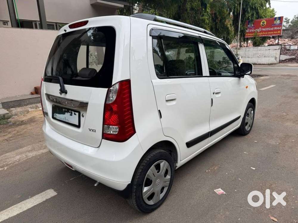 Maruti Suzuki Wagon R 1.0 Vxi (o), 2015, Petrol