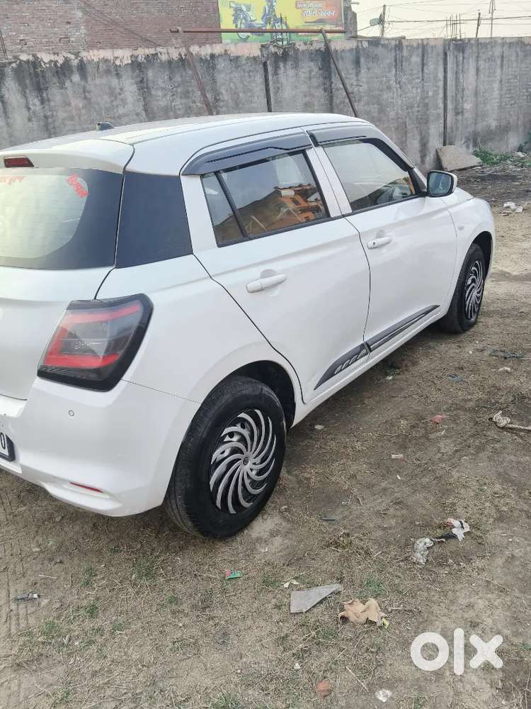 Maruti Suzuki New-gen Swift 2025 Petrol 15000 Km Driven