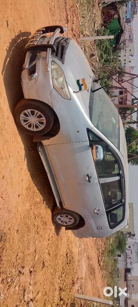 Toyota Innova 2.5 G 2008