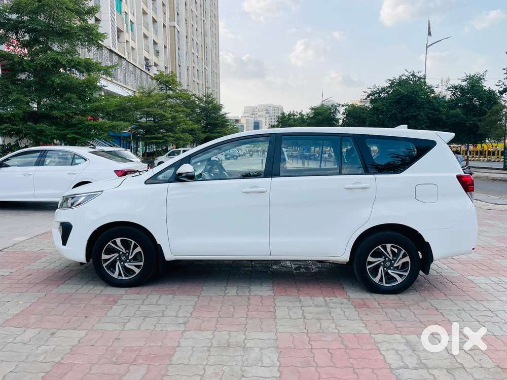Toyota Innova Crysta 2.4 G Mt 8s, 2021, Diesel