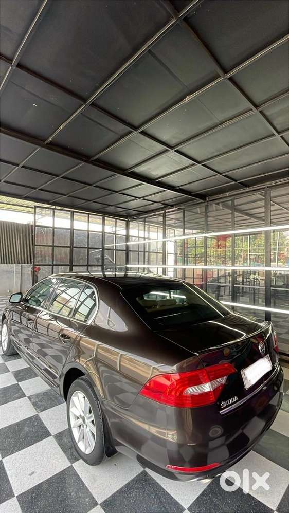 Skoda Superb Petrol 2015