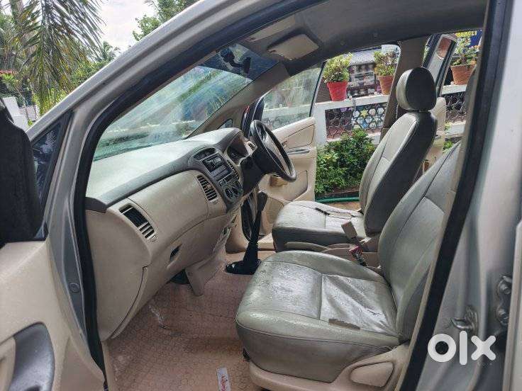 Toyota Innova, 2006