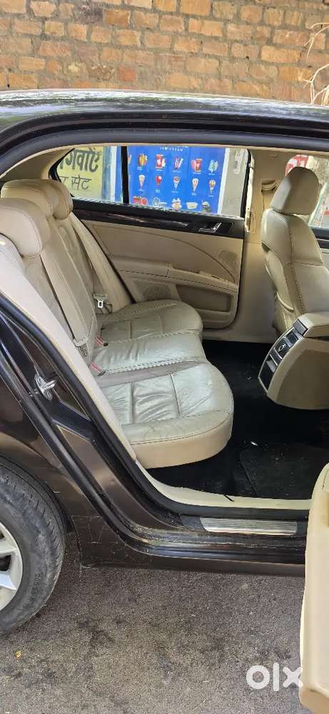 Skoda Superb 2014 Petrol Well Maintained