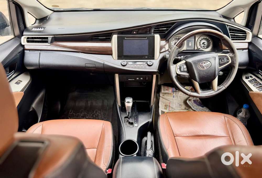 Toyota Innova Crysta 2.8 Z, 2016, Diesel