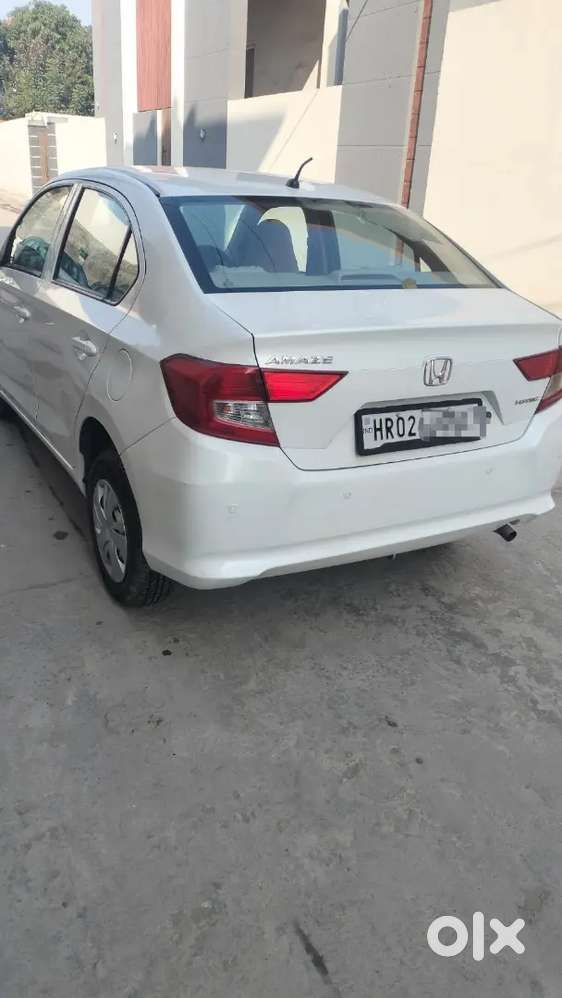 Honda Amaze 1.5 Diesel 2020  White  2nd Owner