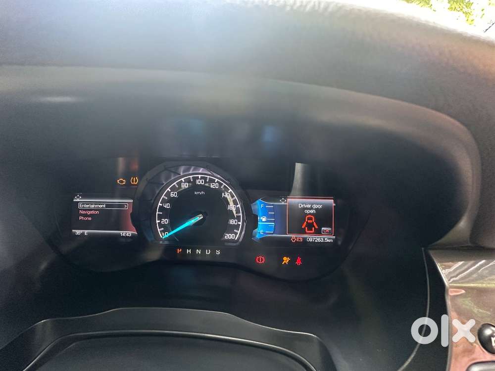 Ford Endeavour 2017 Diesel 97500 Km Driven