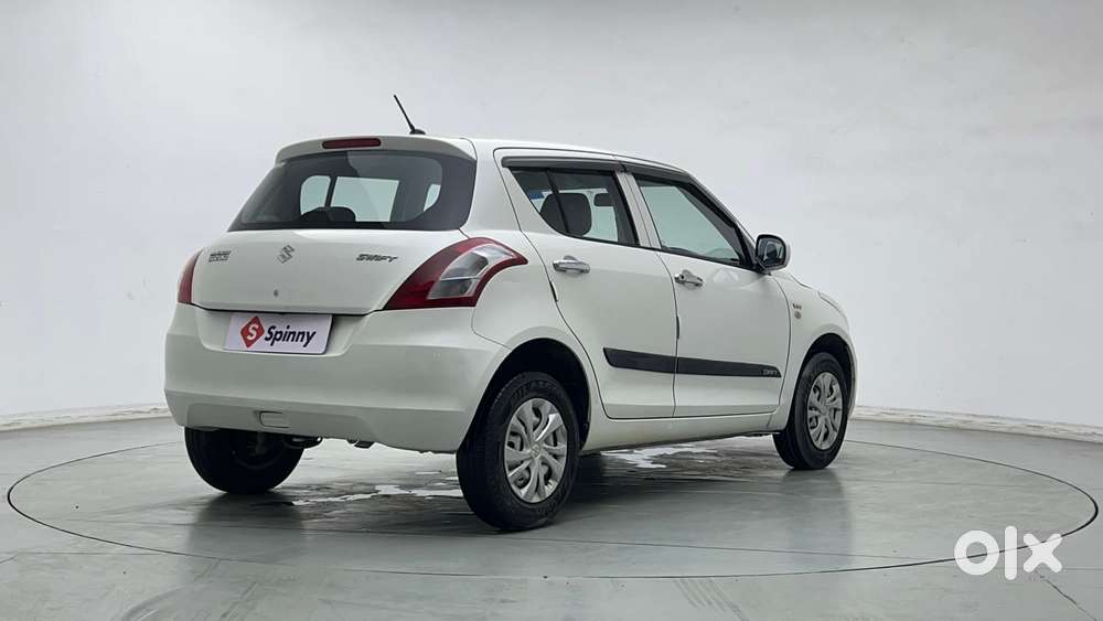 Maruti Suzuki Swift 1.2 Lxi (o), 2017, Petrol