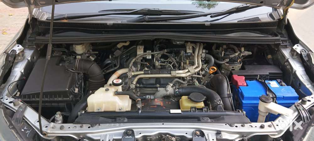 Toyota Innova Crysta 2.4 G Mt, 2017, Diesel