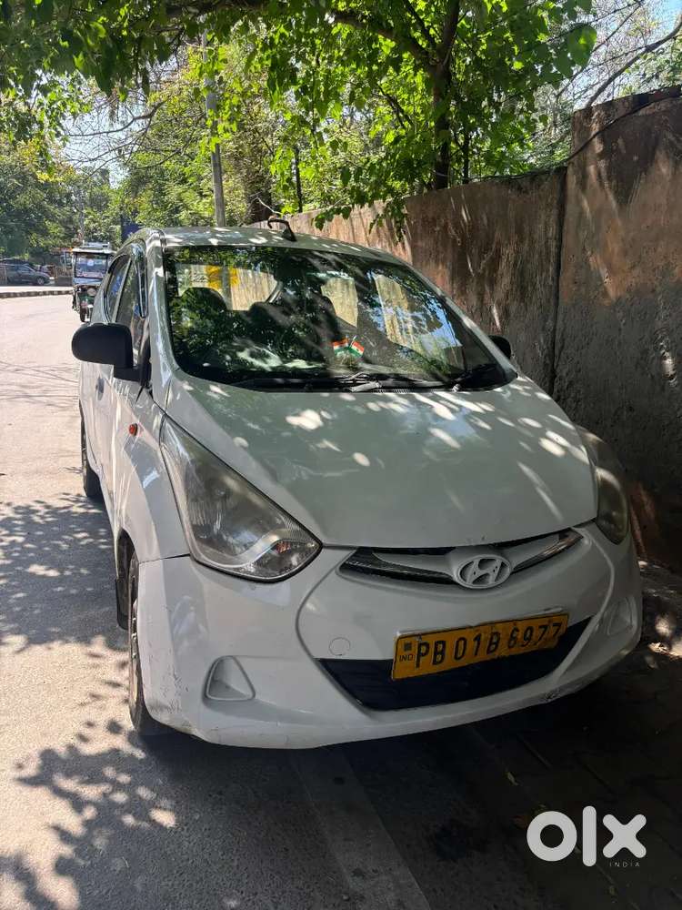 Gari Bara Laena Hai Iss Liye Bech Raha Hu