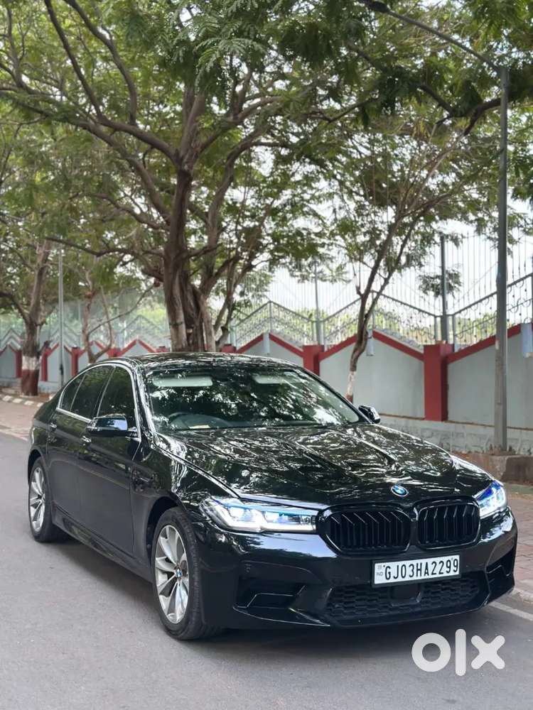 Bmw 520d Black Colour Convert New Shape Showroom Condition Car