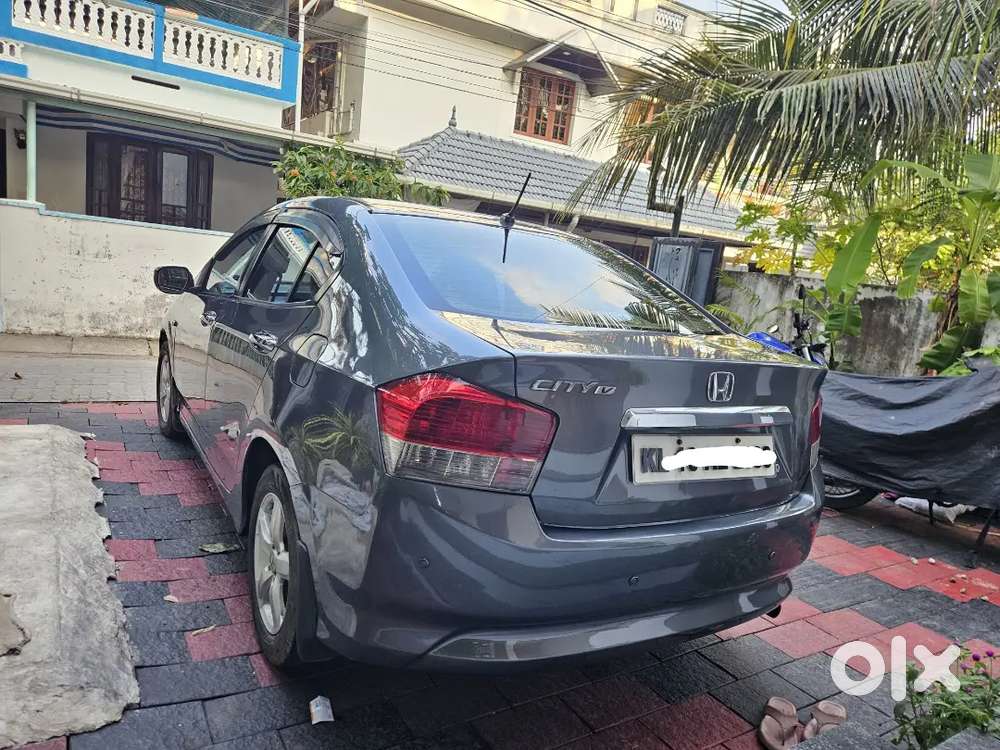Honda City V