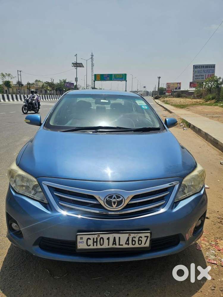 Toyota Corolla Altis 2012 Petrol Well Maintained