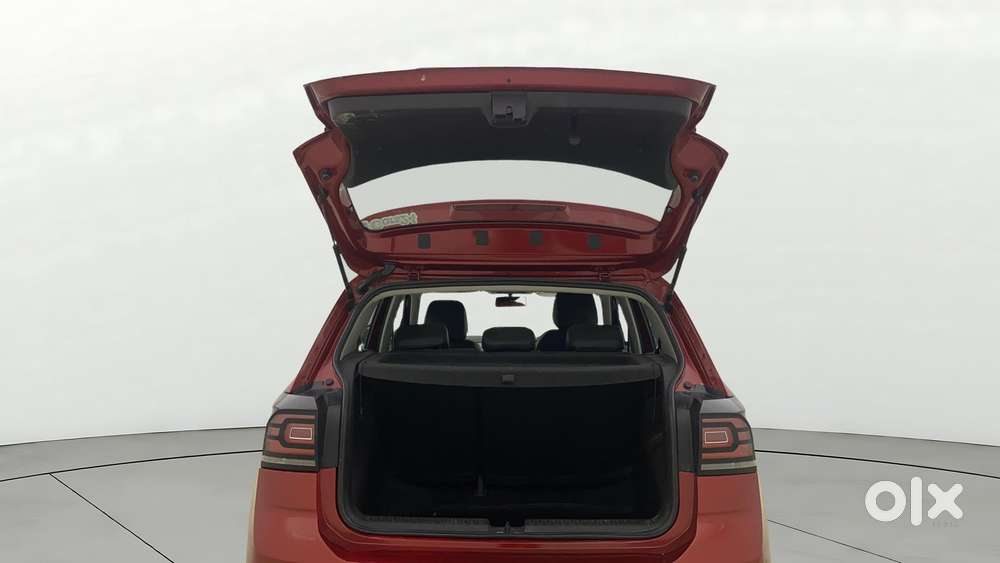 Volkswagen Taigun 1.0 Tsi Highline At, 2022, Petrol