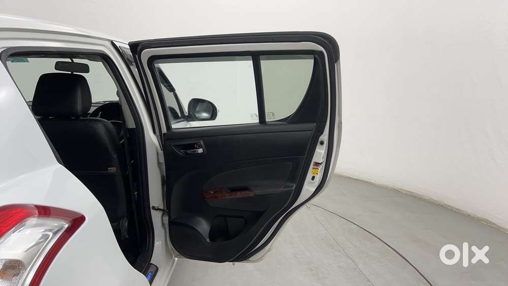 Maruti Suzuki Swift Vvt Vxi, 2015, Petrol