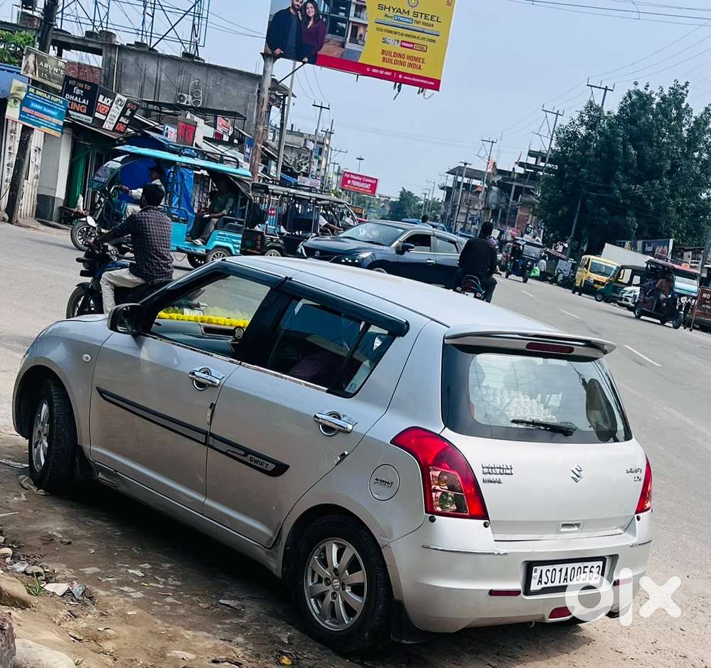 Swift Zxi Top Model Petrol