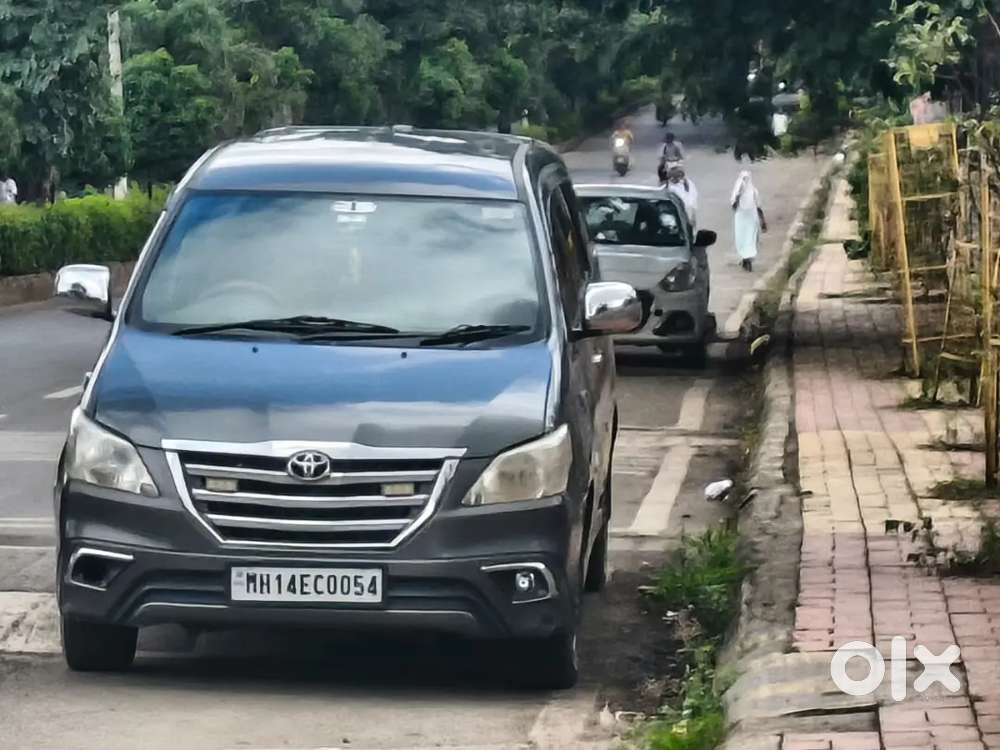 Toyota Innova G4 2013