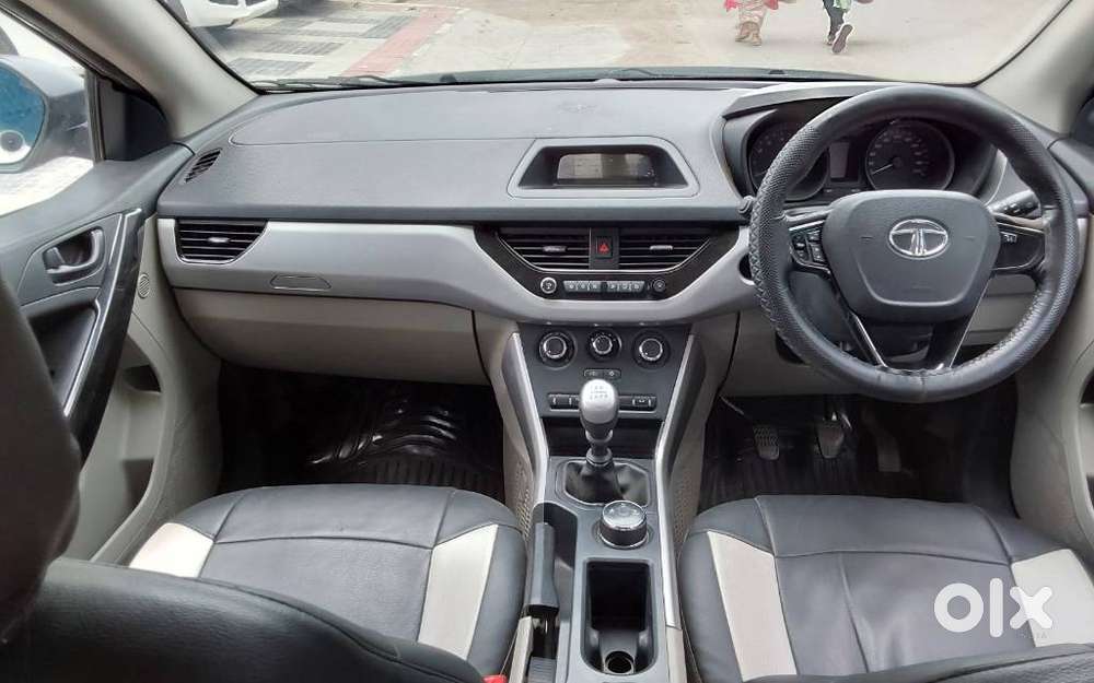 Tata Nexon 1.5 Revotorq Xt, 2018, Diesel