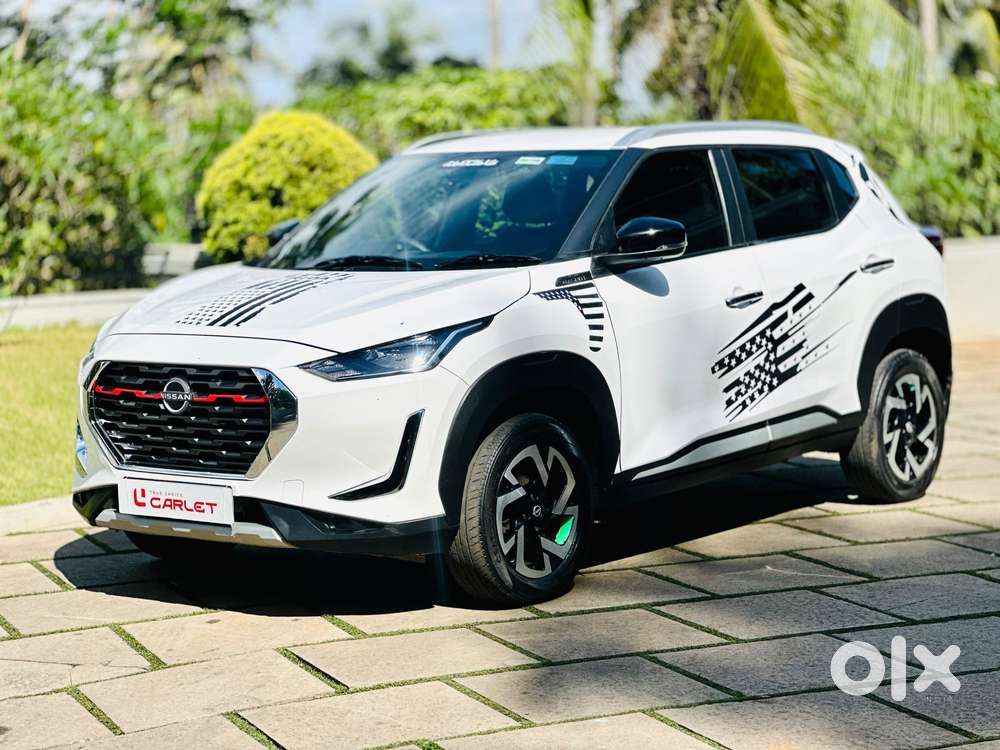 Nissan Magnite Xv Turbo Cvt Red Edition, 2022, Petrol