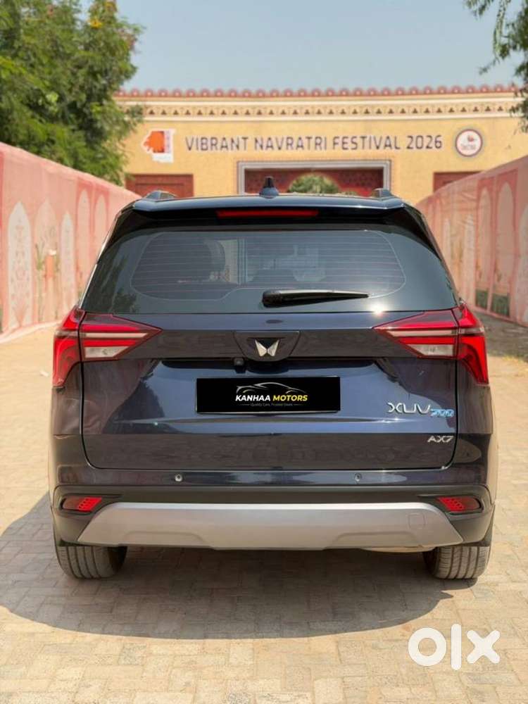 Mahindra Xuv700 2.0 Ax 7 Petrol At Str, 2023, Petrol