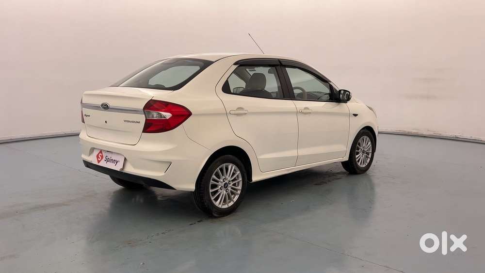 Ford Figo Aspire Titanium, 2021, Petrol