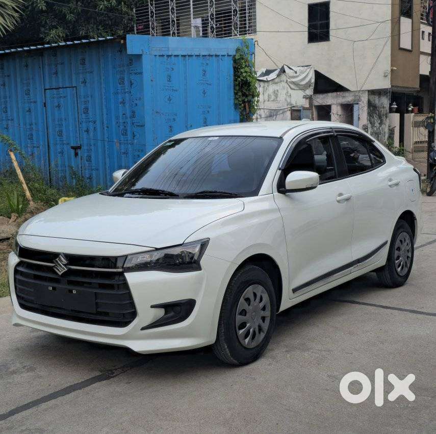 Maruti Suzuki Swift Dzire Vxi Optional, 2026, Cng & Hybrids