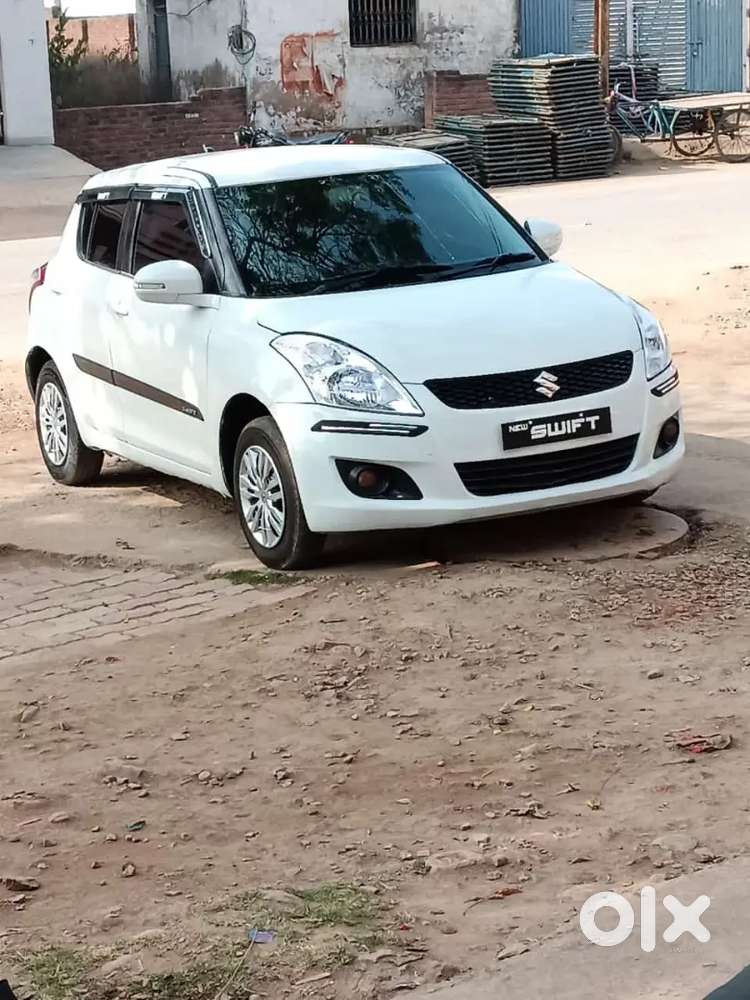 Maruti Suzuki Swift 2013 Diesel 82032 Km Driven